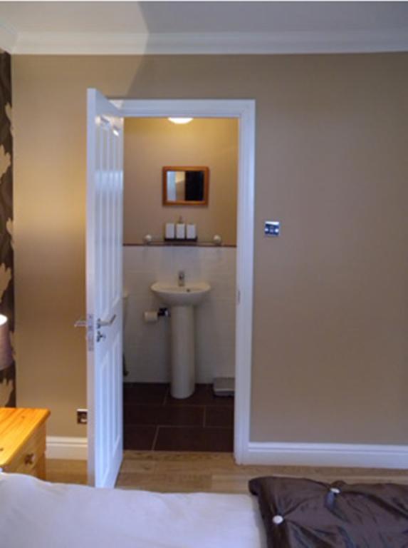 Ben Arthur'S Bothy Luxury Flat Arrochar Habitación foto